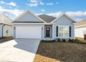 Building Photo - 217 Lyla Ln