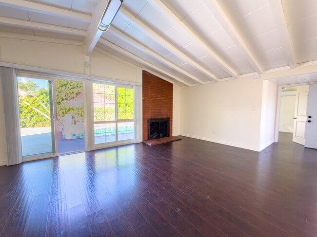 Building Photo - 6763 Lurline Ave