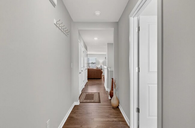 Building Photo - 4170 Cheyenne Ct