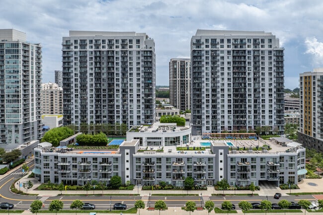 Building Photo - Escape