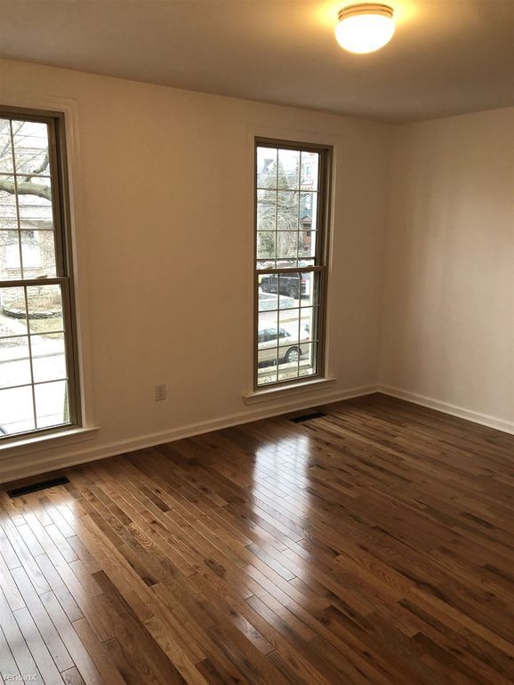 Building Photo - 916 Bellefonte St