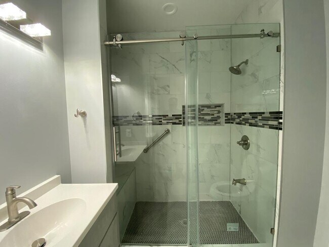 Building Photo - 24967 Halite Dr