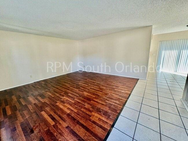 Photo - 1205 Baranova rd House