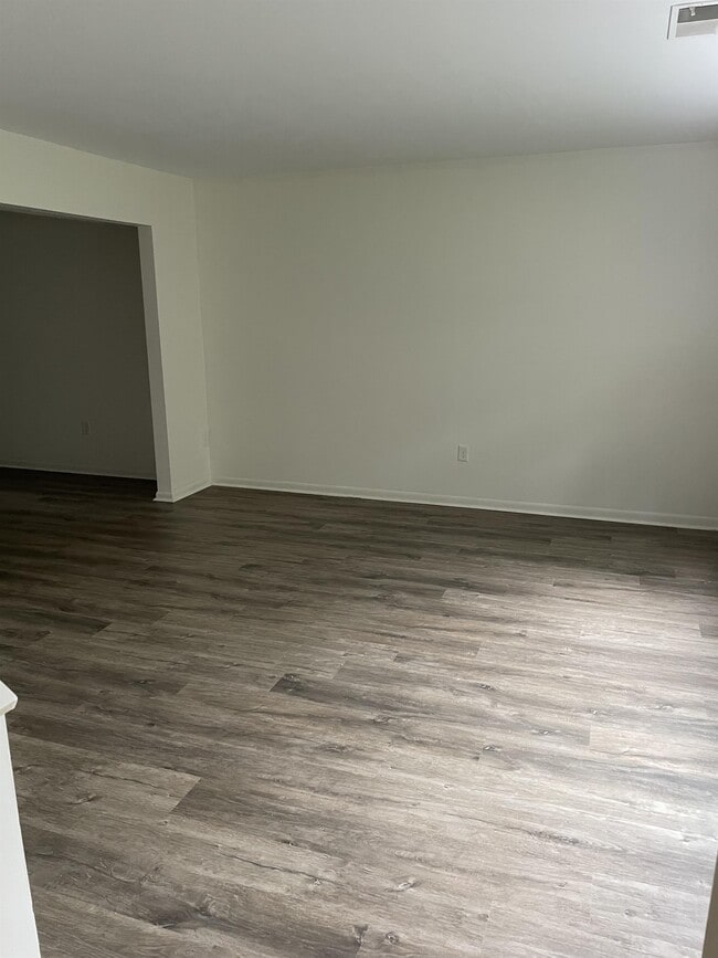 Foto del edificio - 161 Harvest Dr