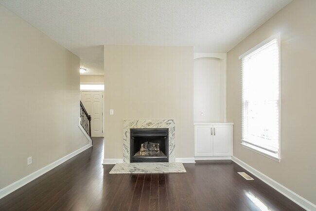 Foto del edificio - 2316 Laurel Valley Way
