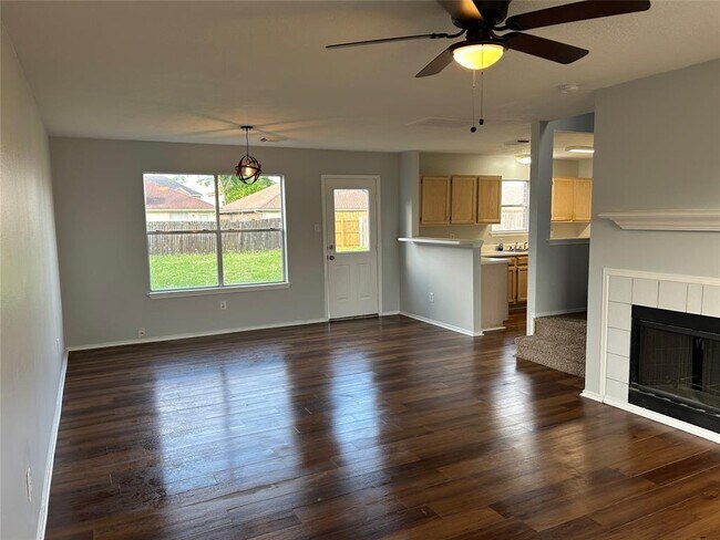 Building Photo - 4115 Geronimo Lake Dr