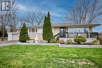 Building Photo - 43 Meadowacres Dr