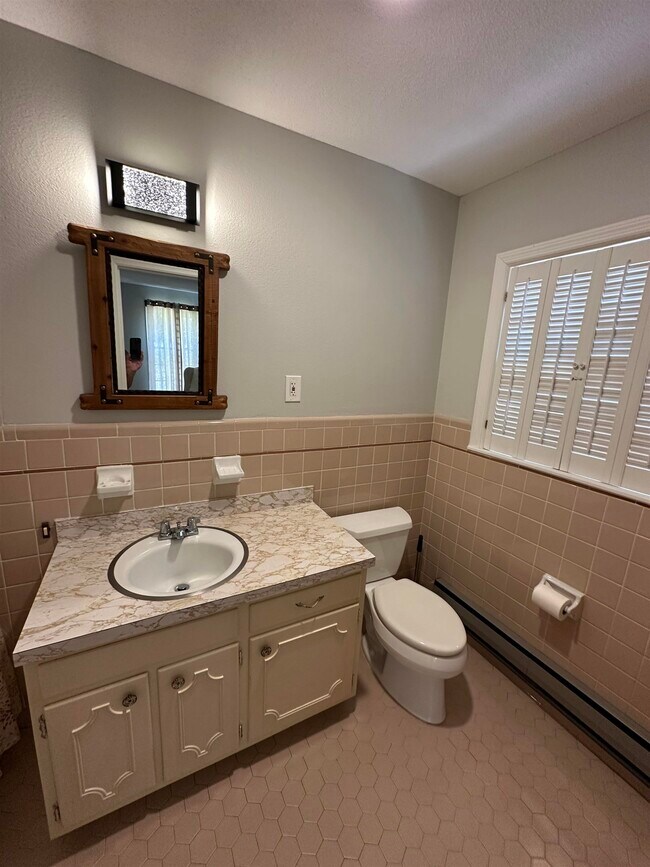 Foto del edificio - 289 Woodmont Dr