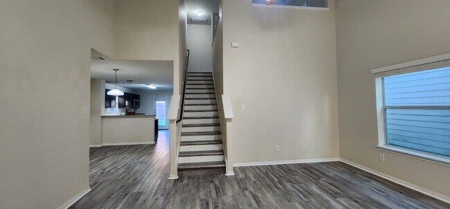 Foto del edificio - 2535 Kiplands Way Dr