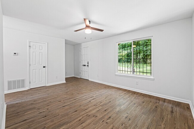 Sala de estar - 275 Peyton Pl SW