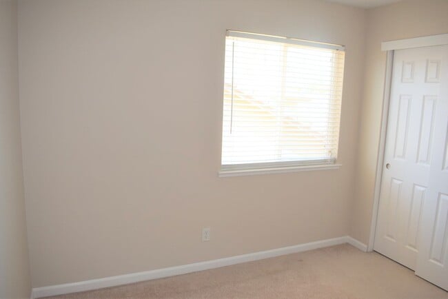 Building Photo - Resident Benefit Package Property