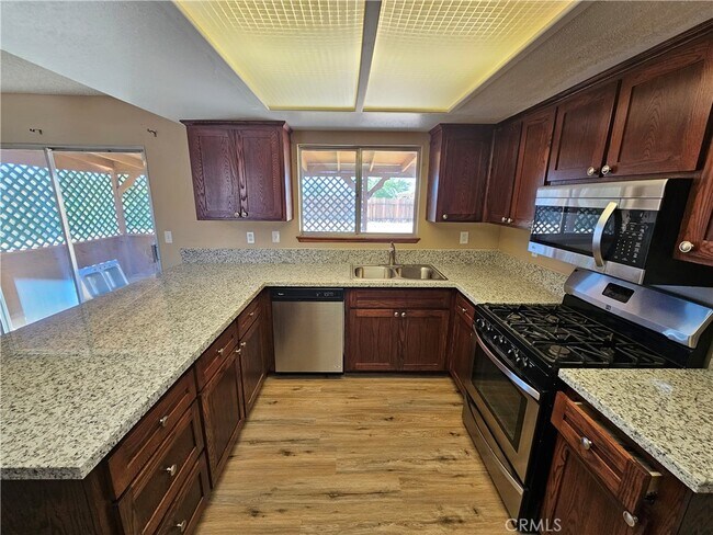 Foto del edificio - 8443 Great Cir Dr