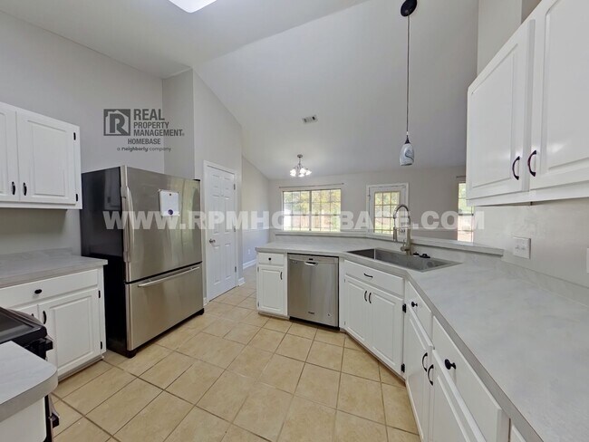 Building Photo - Ideal Rental Home Near Military Bases and ...