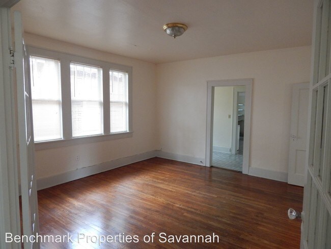 Foto del edificio - 830 E 31st St