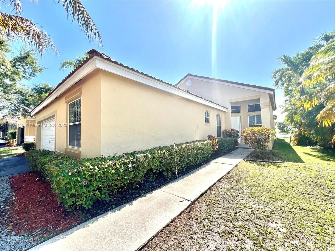 Primary Photo - 808 Stanton Dr