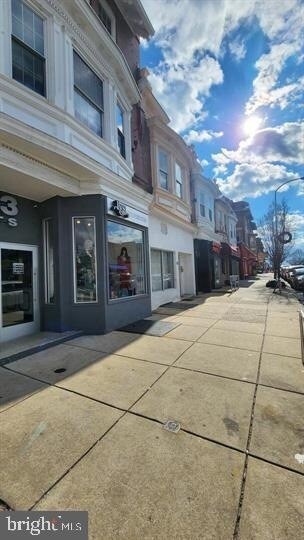 Building Photo - 505 S 52nd St