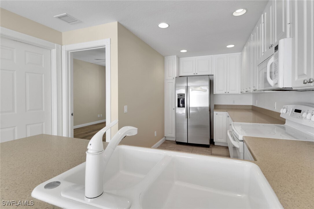 Primary Photo - 15068 Blue Marlin Terrace