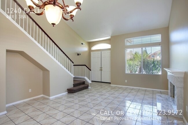 Building Photo - 1240 Calle Fantasia