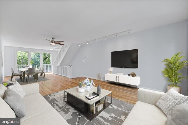 Foto del edificio - 723 Delaware Ave SW