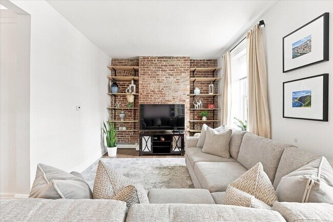 Foto del edificio - 708 Willow Ave