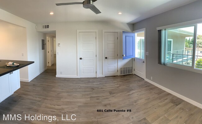 Building Photo - 601 Calle Puente