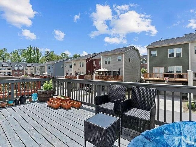 Building Photo - 1030 Brownsmith Dr