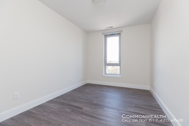 Foto del edificio - South End 2 bed Roof Deck 9/1