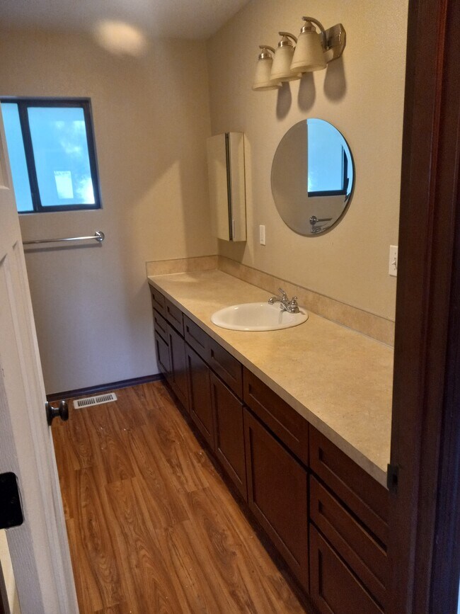 Foto del edificio - 2645 NE 205th Ave