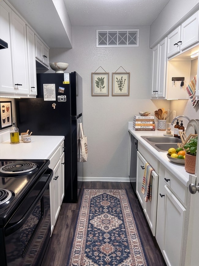 Interior Photo - Creeks Edge Apartments