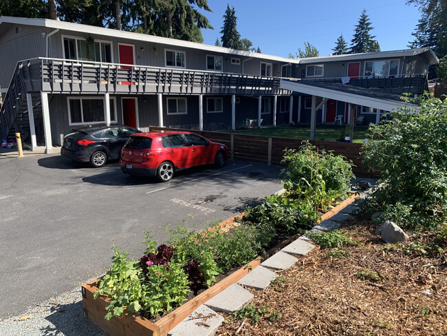 Nuevo jardín comunitario (& gazebo para hacer barbacoa, detrás de it!) - Normandy 8