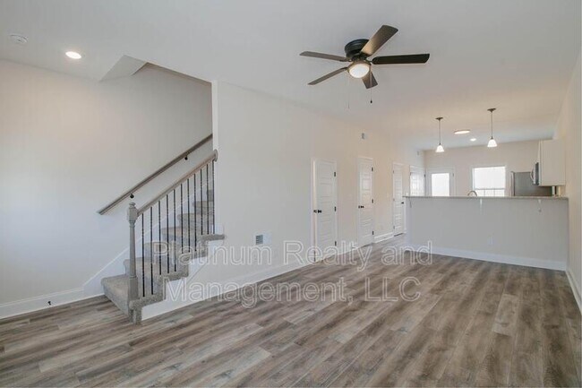 Foto del edificio - 550 Peachers Mill Rd