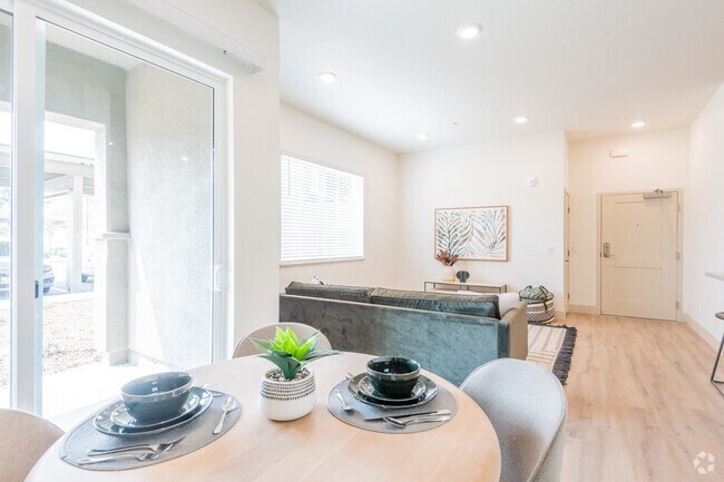 1HAB, 1BA - Towne Centre