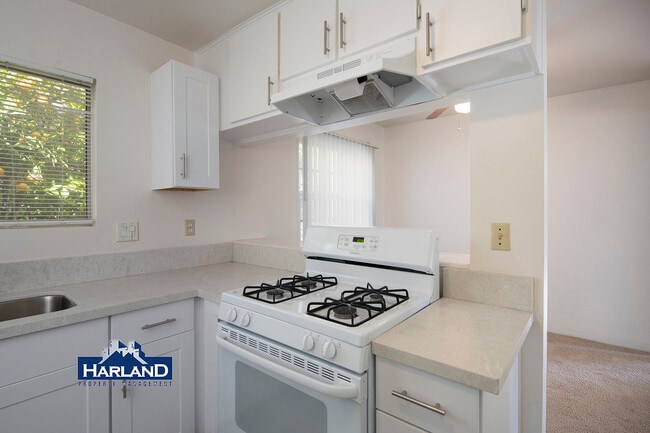 Foto del edificio - 2112 Thomas Ave