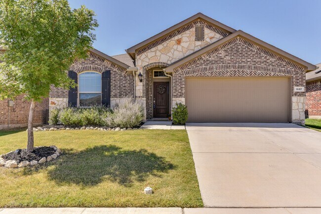 Foto del edificio - Custom Immaculate Home in Haslet