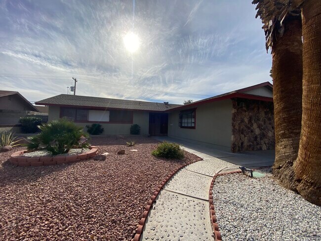 Foto del edificio - 2117 Glen Heather Way