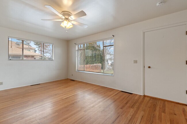 Foto del edificio - Charming 2 bed/ 1 bath
