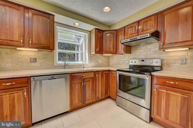Foto del edificio - 12246 Westwood Hills Dr