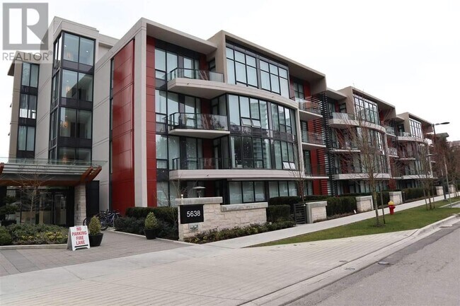 Photo du bâtiment - 5638-5638 Birney Ave