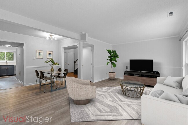 Foto del edificio - 5013 Tall Pines Ct