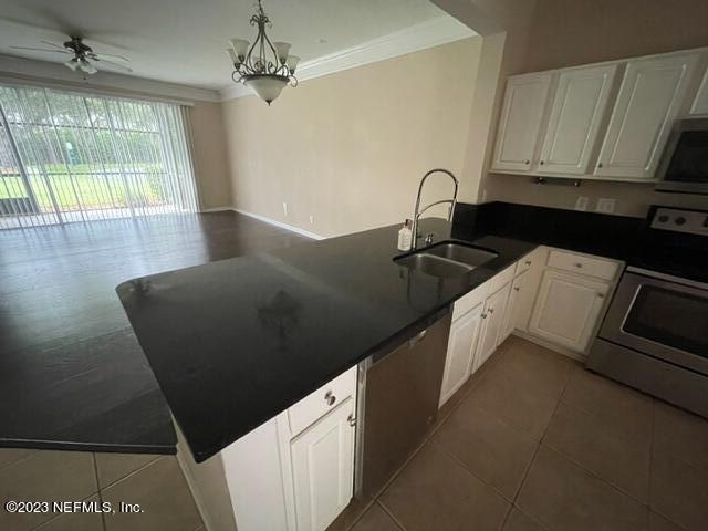 Foto del edificio - 7452 Scarlet Ibis Ln