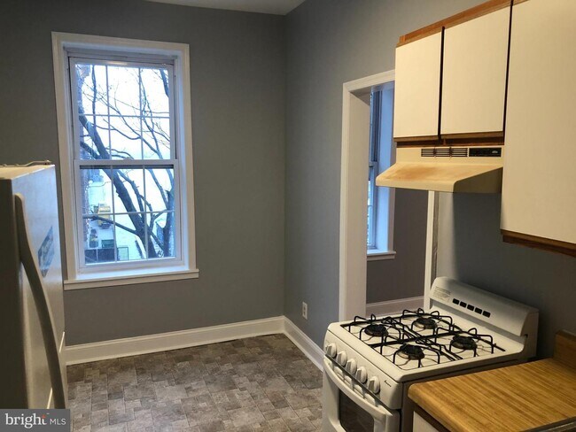 Foto del edificio - 1704 Thames St