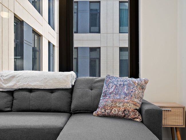 Foto del edificio - 608 N 3rd Ave