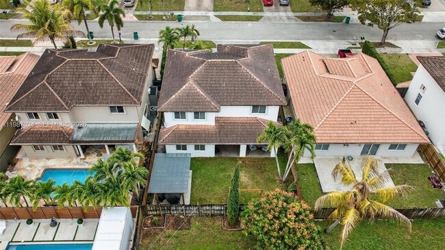 Foto del edificio - 15874 SW 138th Terrace