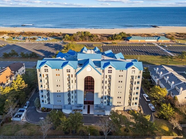 Building Photo - 300 Ocean Ave N
