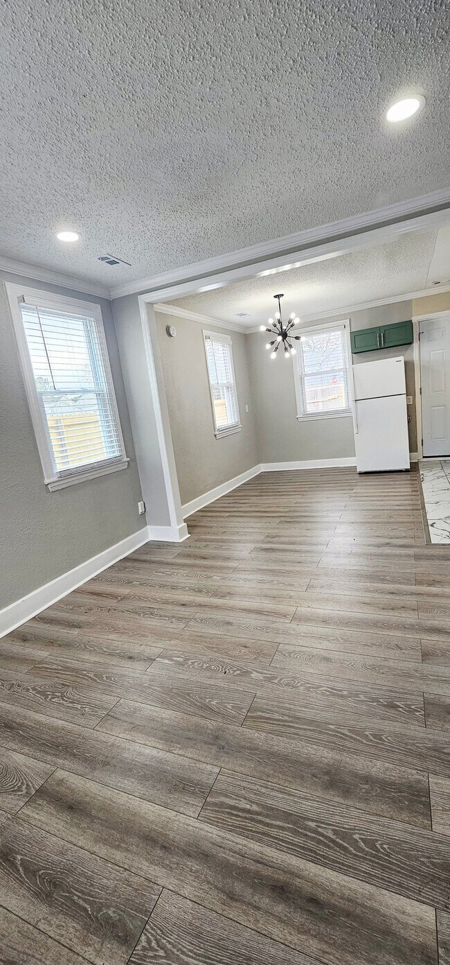 Foto del edificio - 640 Homestead Ave