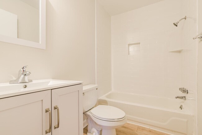 Building Photo - 2706 Marlin Dr