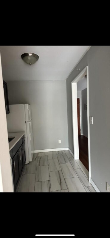 Building Photo - 120 Hillside Ave