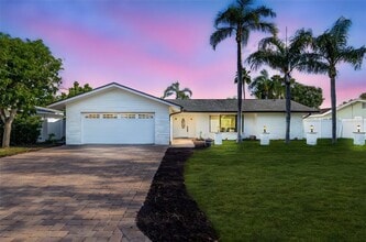 Building Photo - 4495 Clearwater Harbor Dr