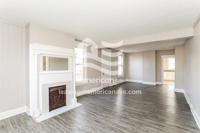 Building Photo - 653 Fairview Ave