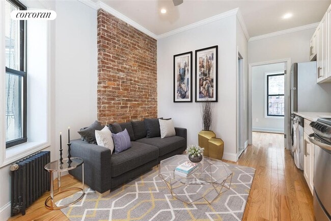 Foto del edificio - 171 E 99th St